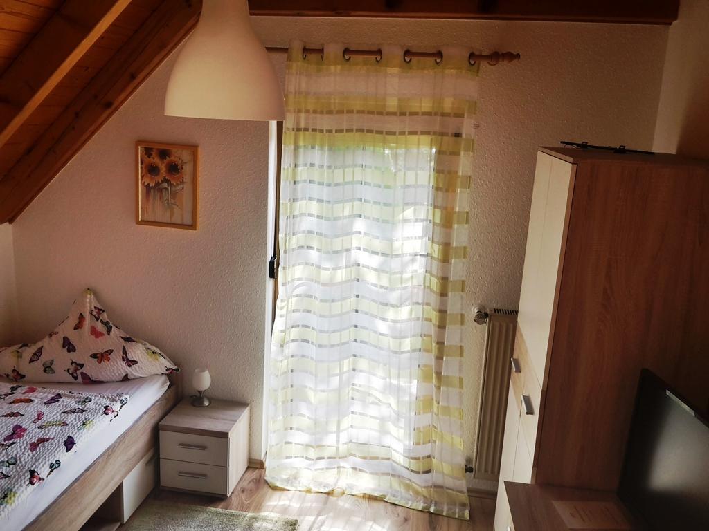 Pension Jaspis Pfaffenweiler Rum bild